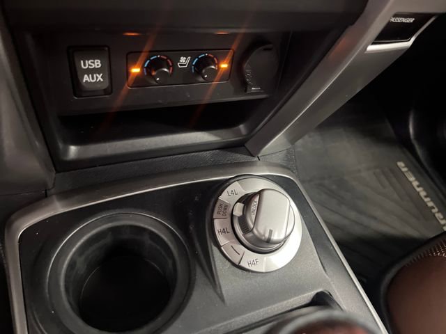 Used 2016 Toyota 4Runner Limited AWD/4WD image 21