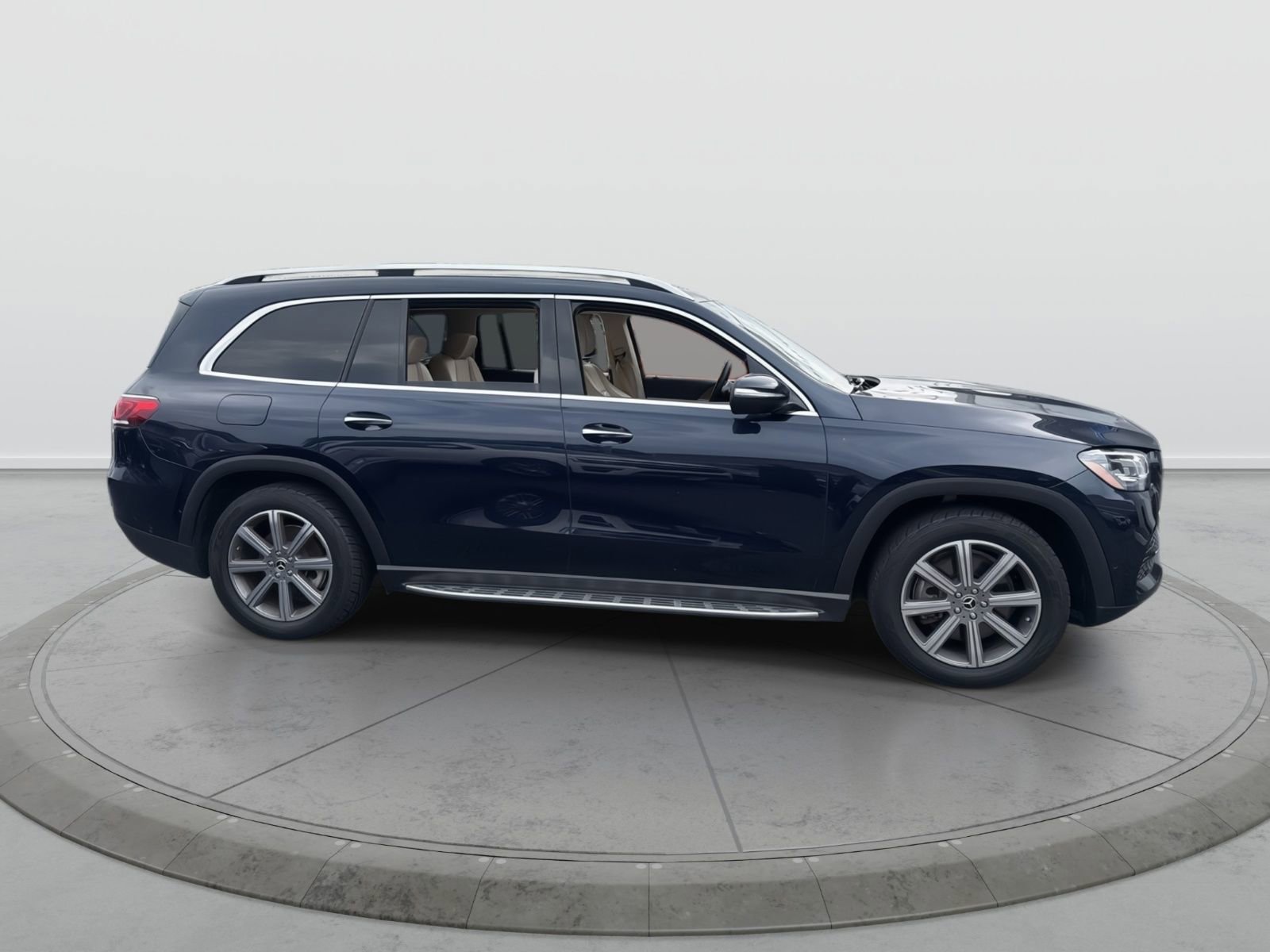 Used 2022 Mercedes-Benz GLS 450 4MATIC image 13