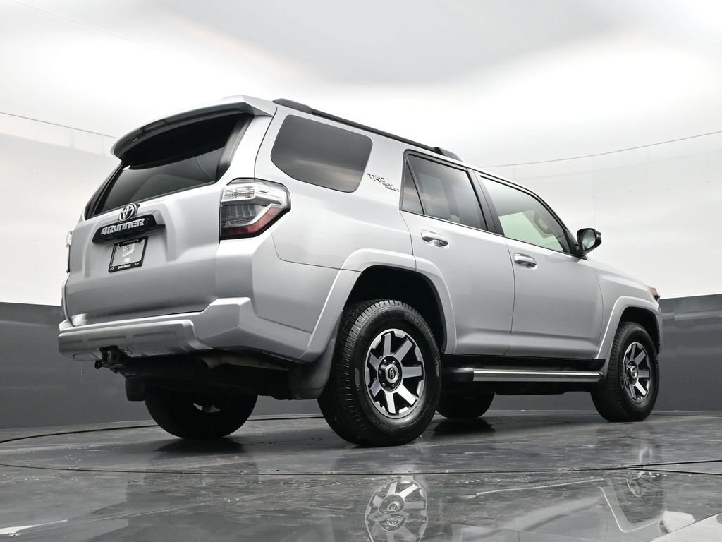 Used 2020 Toyota 4Runner TRD Off-Road Premium w/ Moonroof Package AWD/4WD image 25