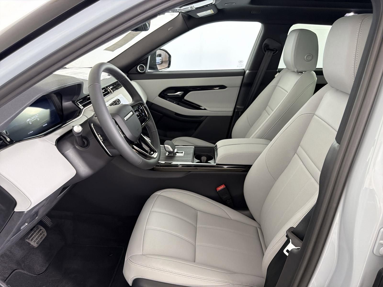 New 2026 Land Rover Range Rover Evoque S image 23