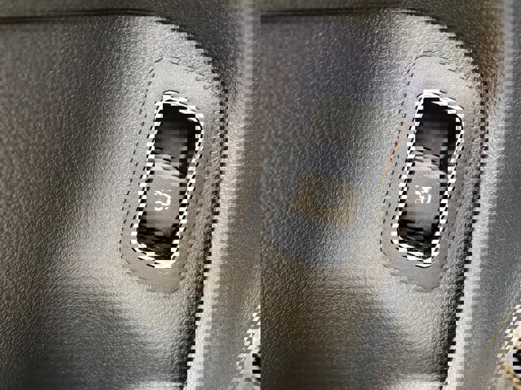 New 2025 Mercedes-Benz CLA 250 4MATIC image 12