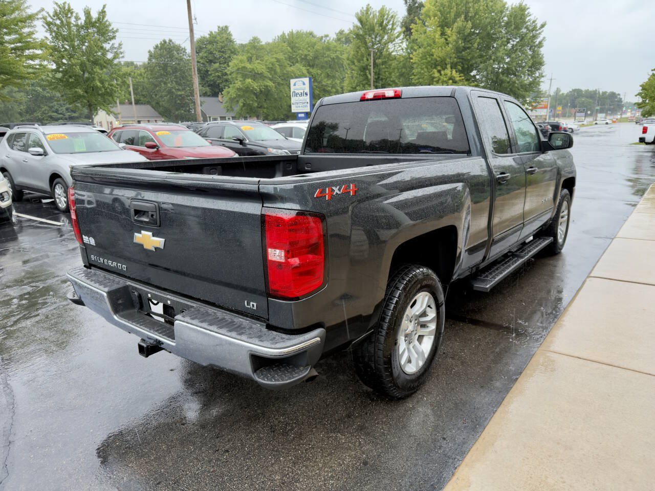 Used 2019 Chevrolet Silverado 1500 LT w/ All Star Edition AWD/4WD image 3