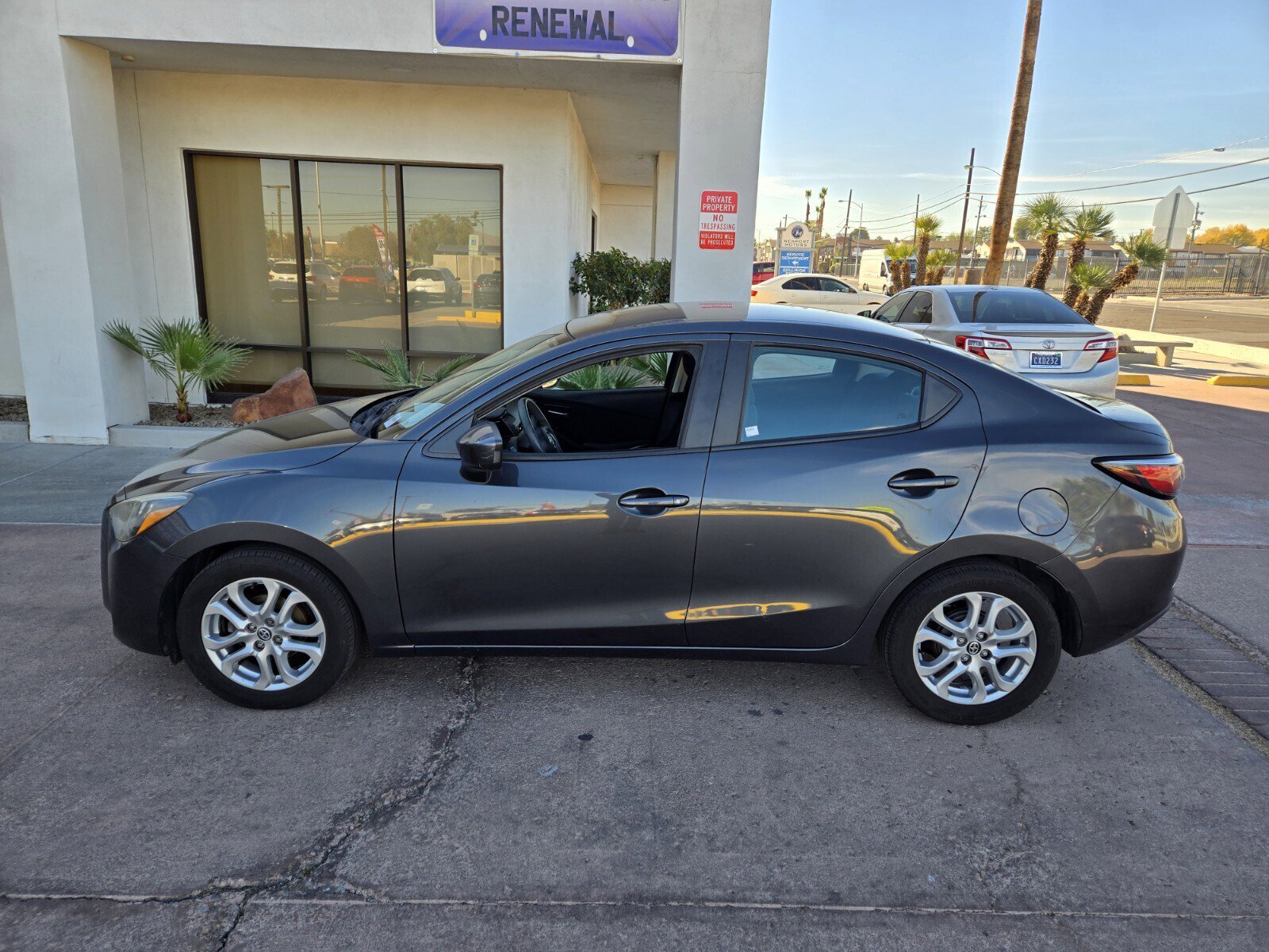 Used 2016 Scion iA image 2