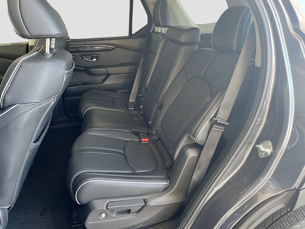 Used 2024 Honda Pilot Elite image 25