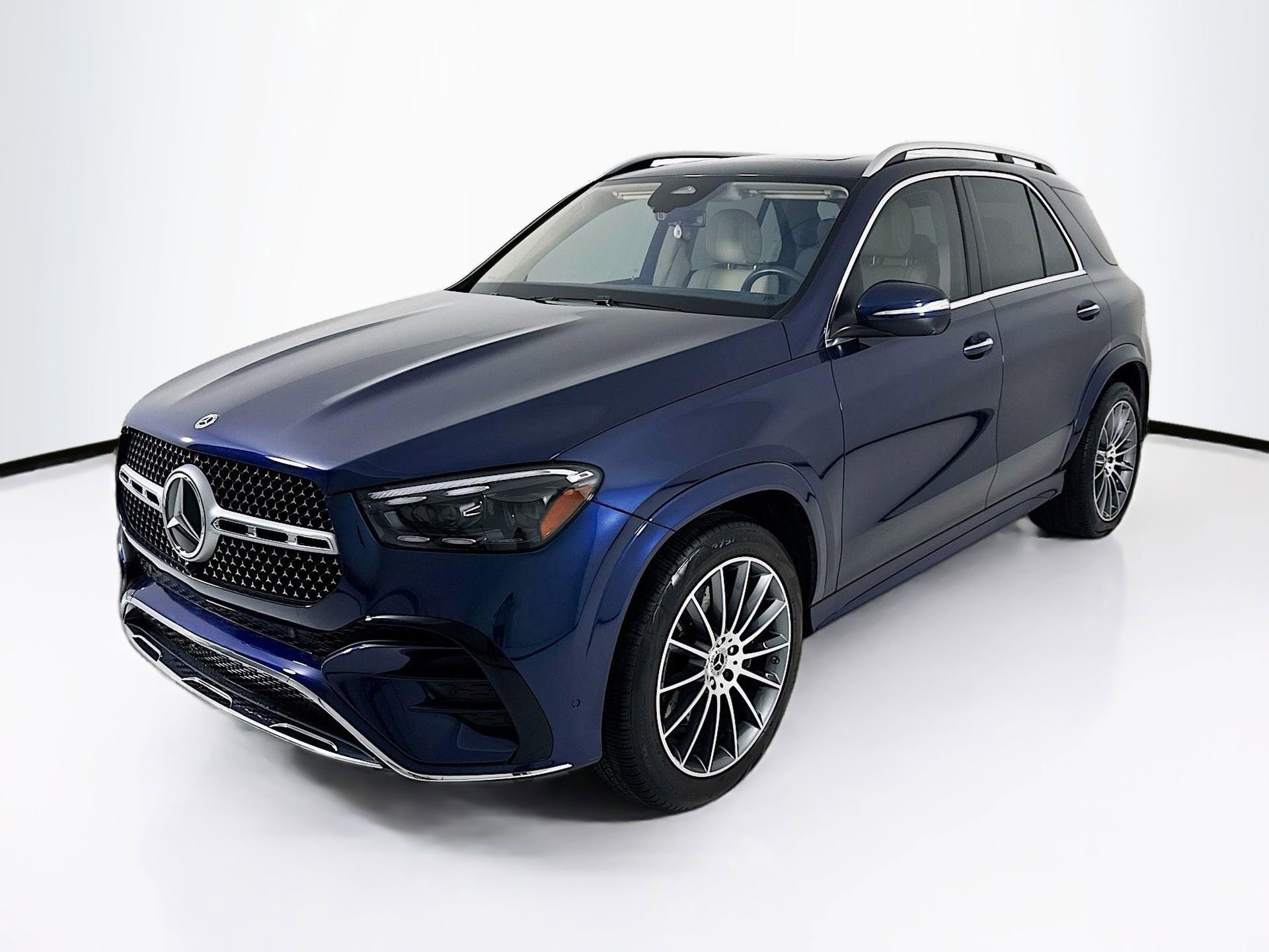Certified 2024 Mercedes-Benz GLE 450 4MATIC image 3