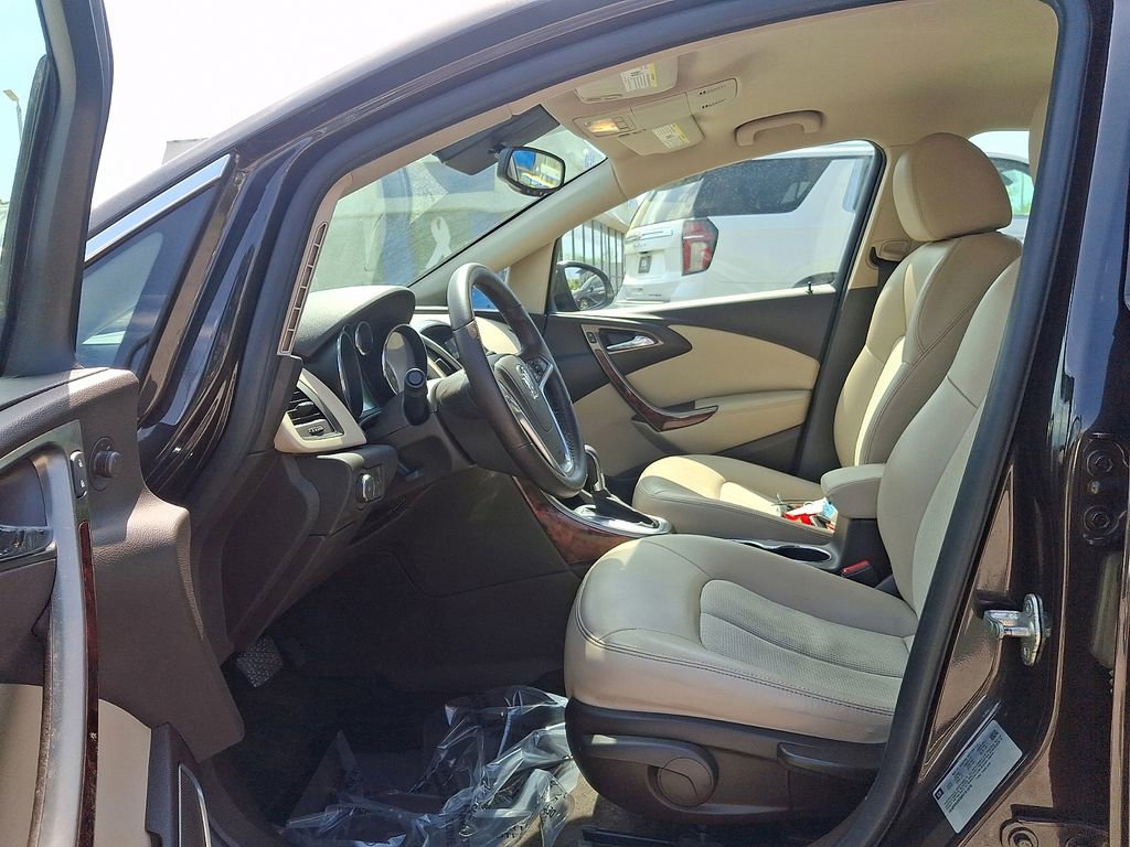Certified 2013 Buick Verano image 14