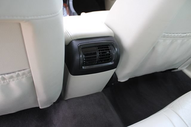 Used 2011 Saab 9-3 Aero AWD/4WD image 22