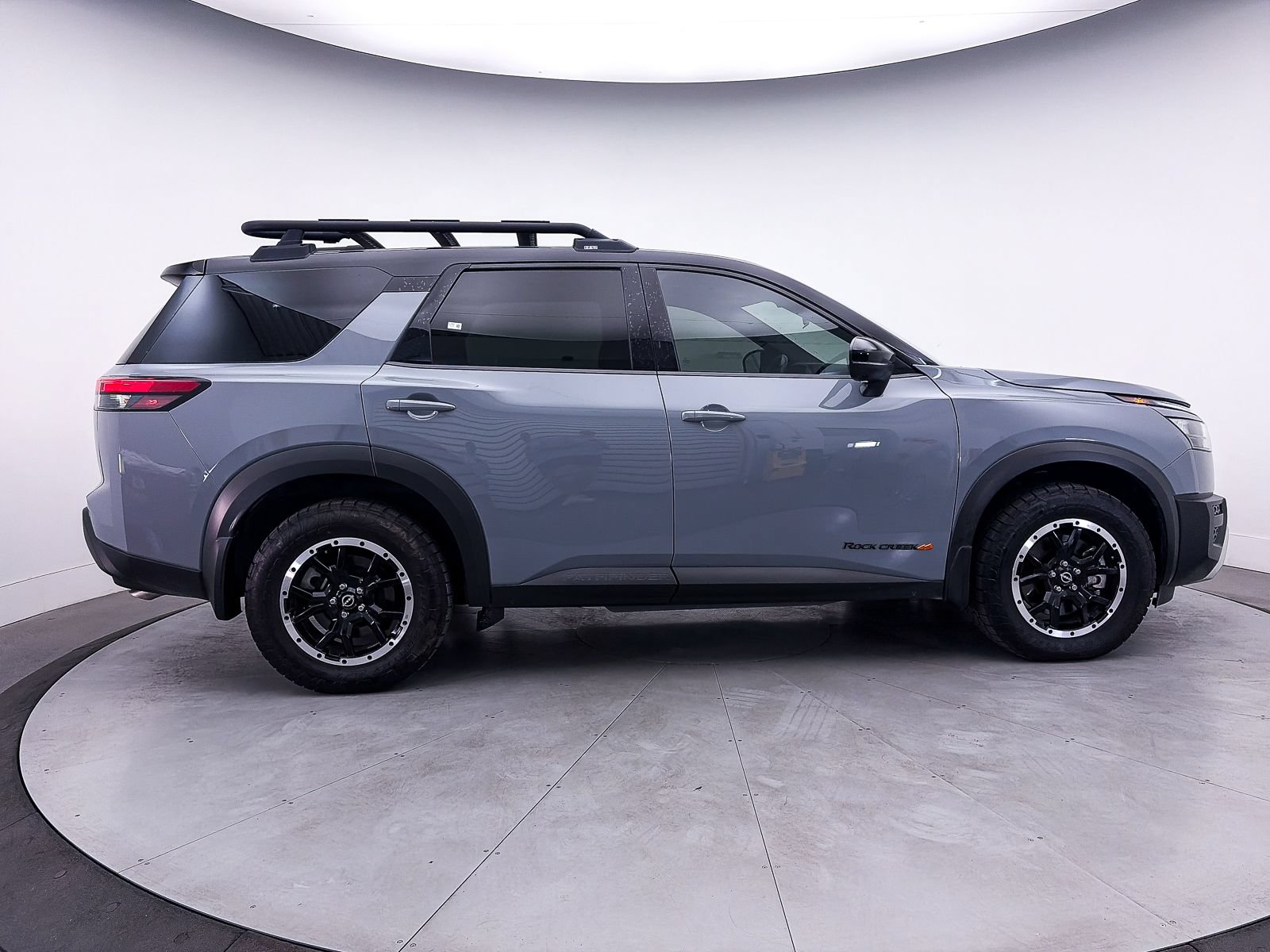 Used 2024 Nissan Pathfinder Rock Creek AWD/4WD image 38