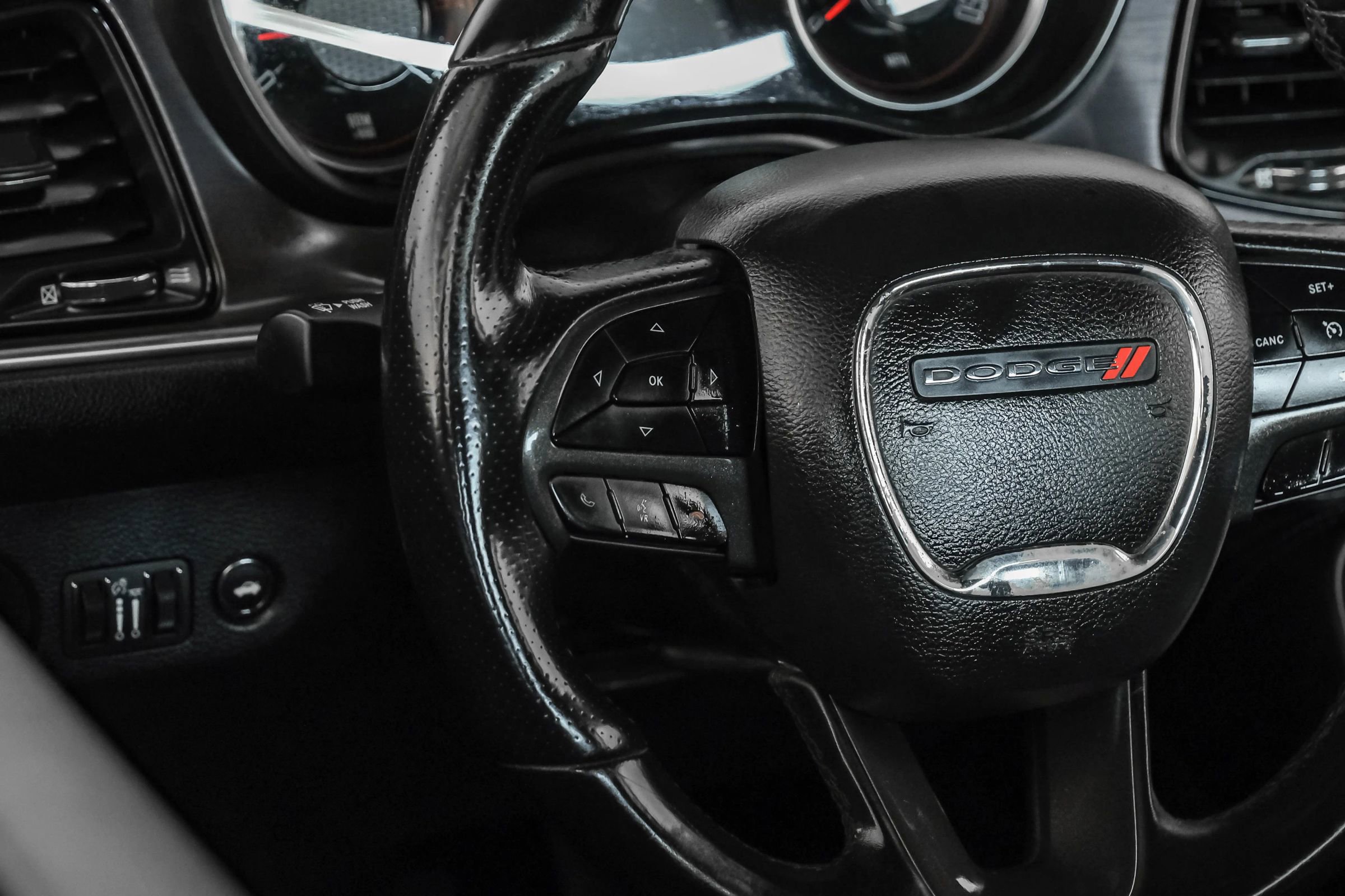 Used 2018 Dodge Challenger R/T RWD image 16