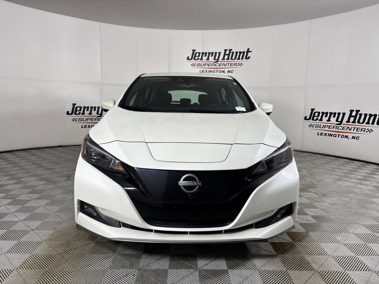 Used 2023 Nissan Leaf SV Plus FWD image 2