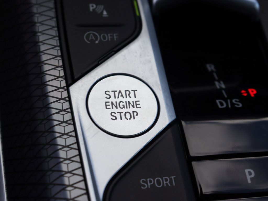 Used 2025 BMW 330i xDrive Sedan image 30