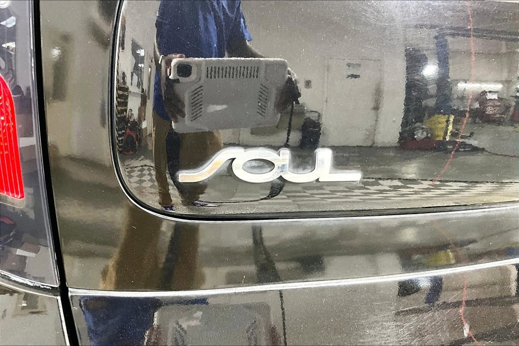Used 2019 Kia Soul image 14