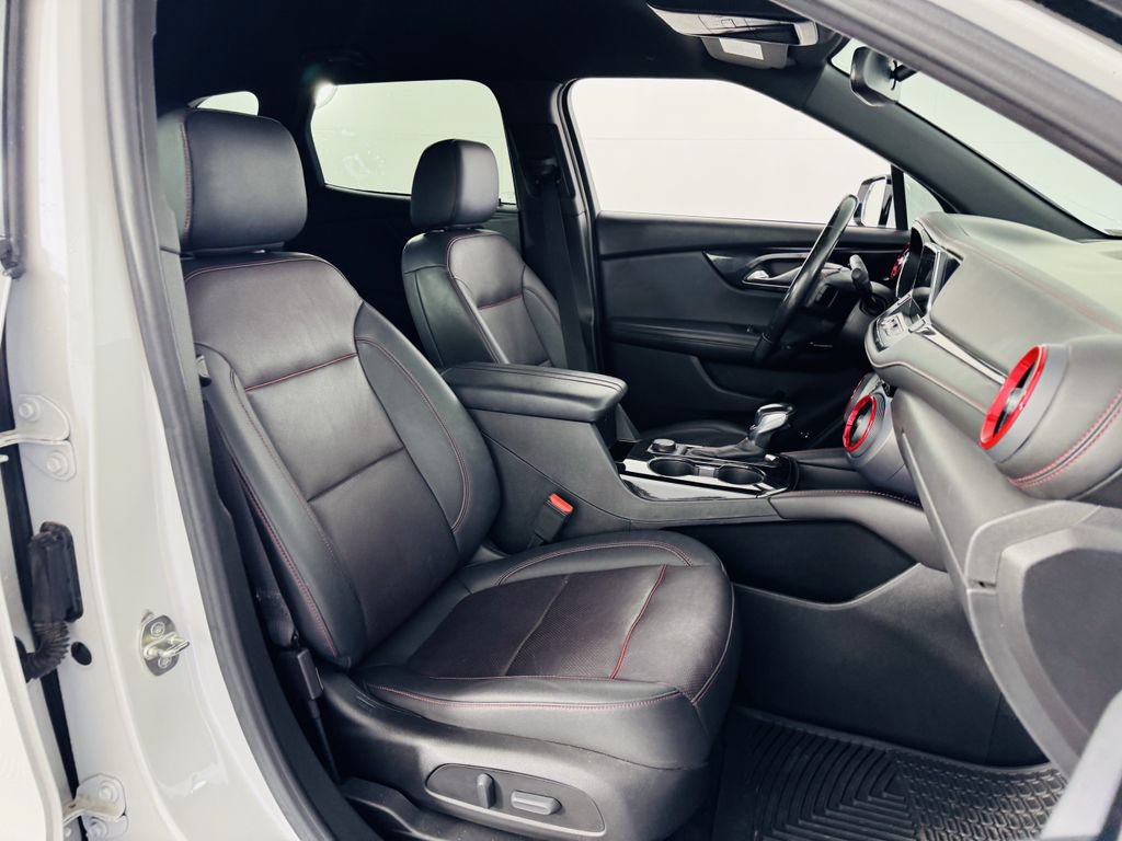 Used 2022 Chevrolet Blazer RS w/ Enhanced Convenience Package FWD image 34