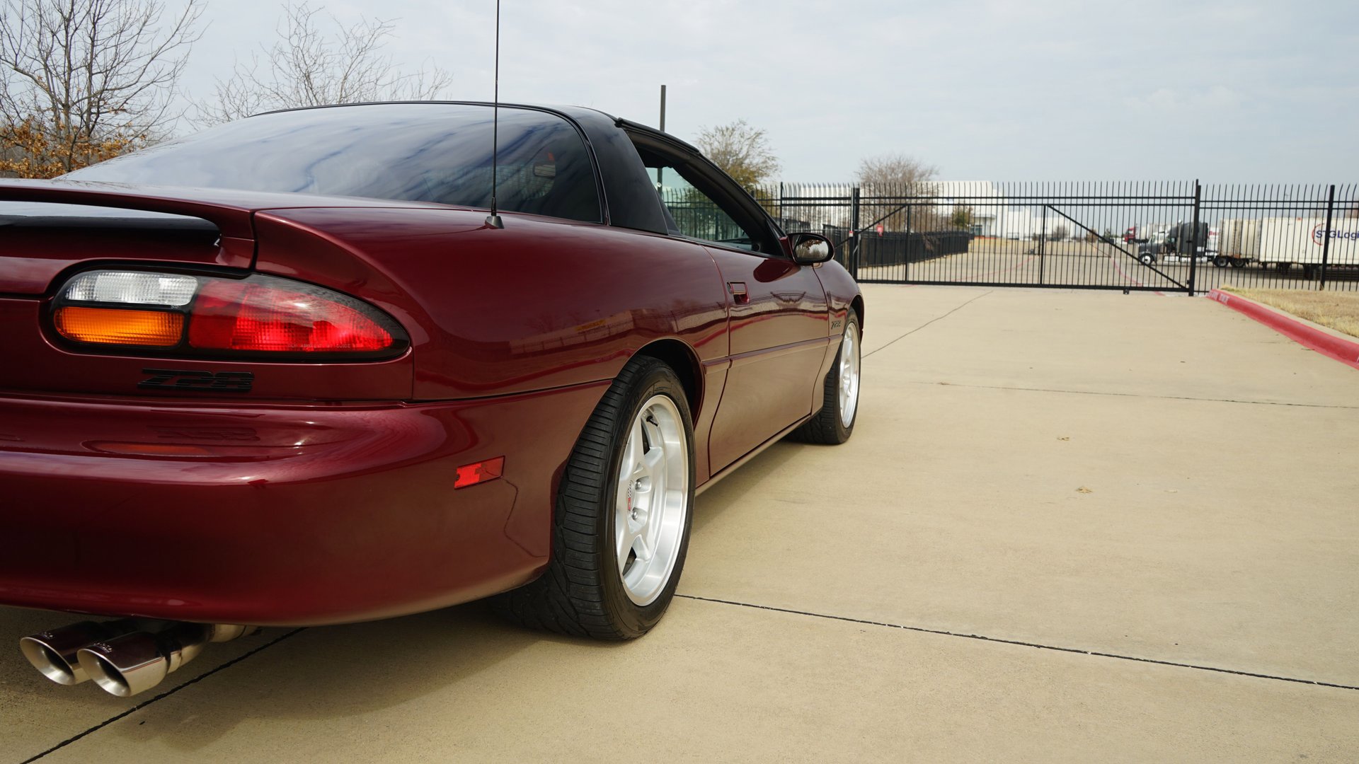 Used 2000 Chevrolet Camaro Z28 w/ Preferred Equipment Group 2 image 31