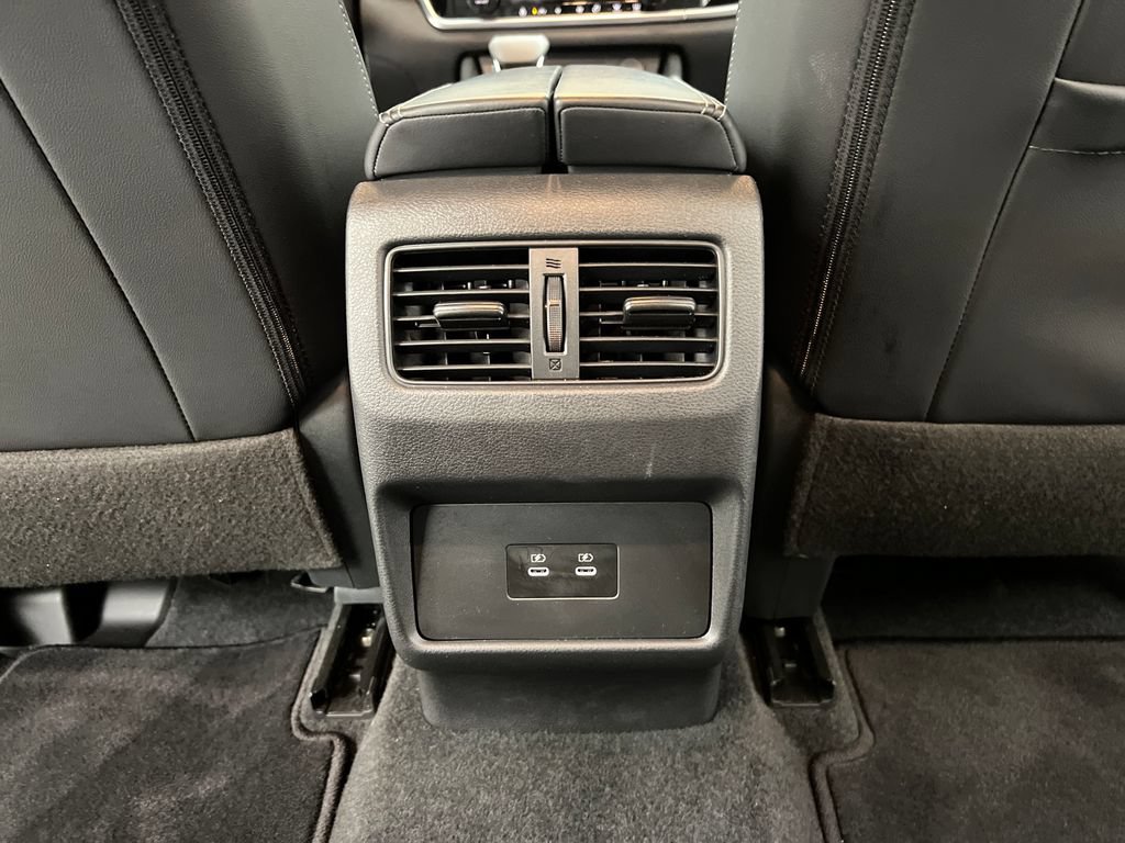 Used 2026 Nissan Rogue SL FWD image 24