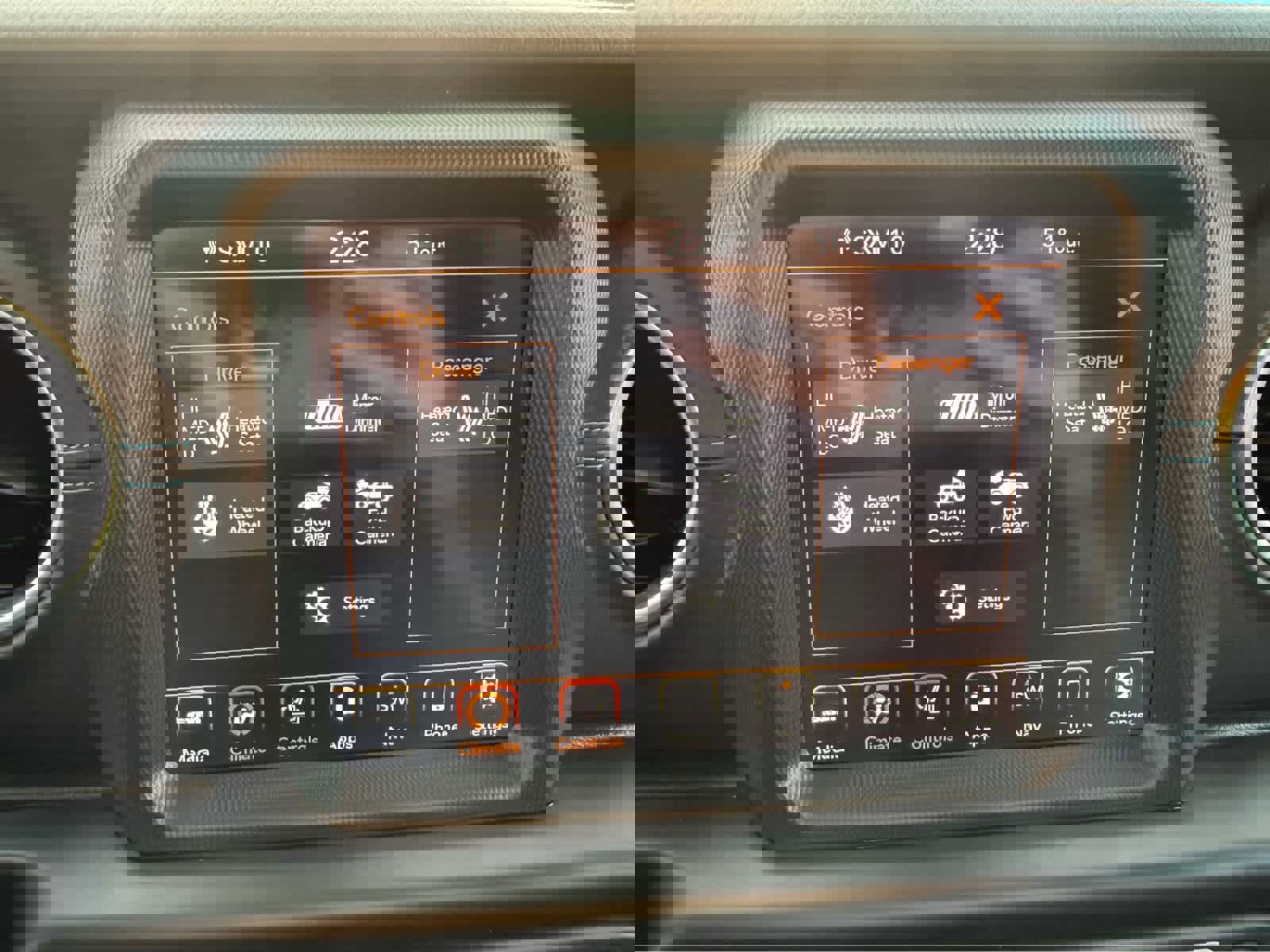 Used 2021 Jeep Wrangler Unlimited Rubicon 4xe w/ Steel Bumper Group image 24