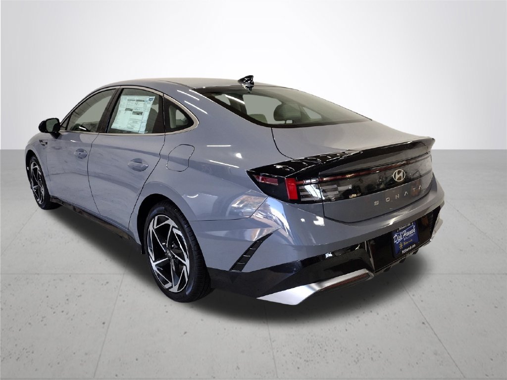 New 2026 Hyundai Sonata SEL AWD/4WD image 10