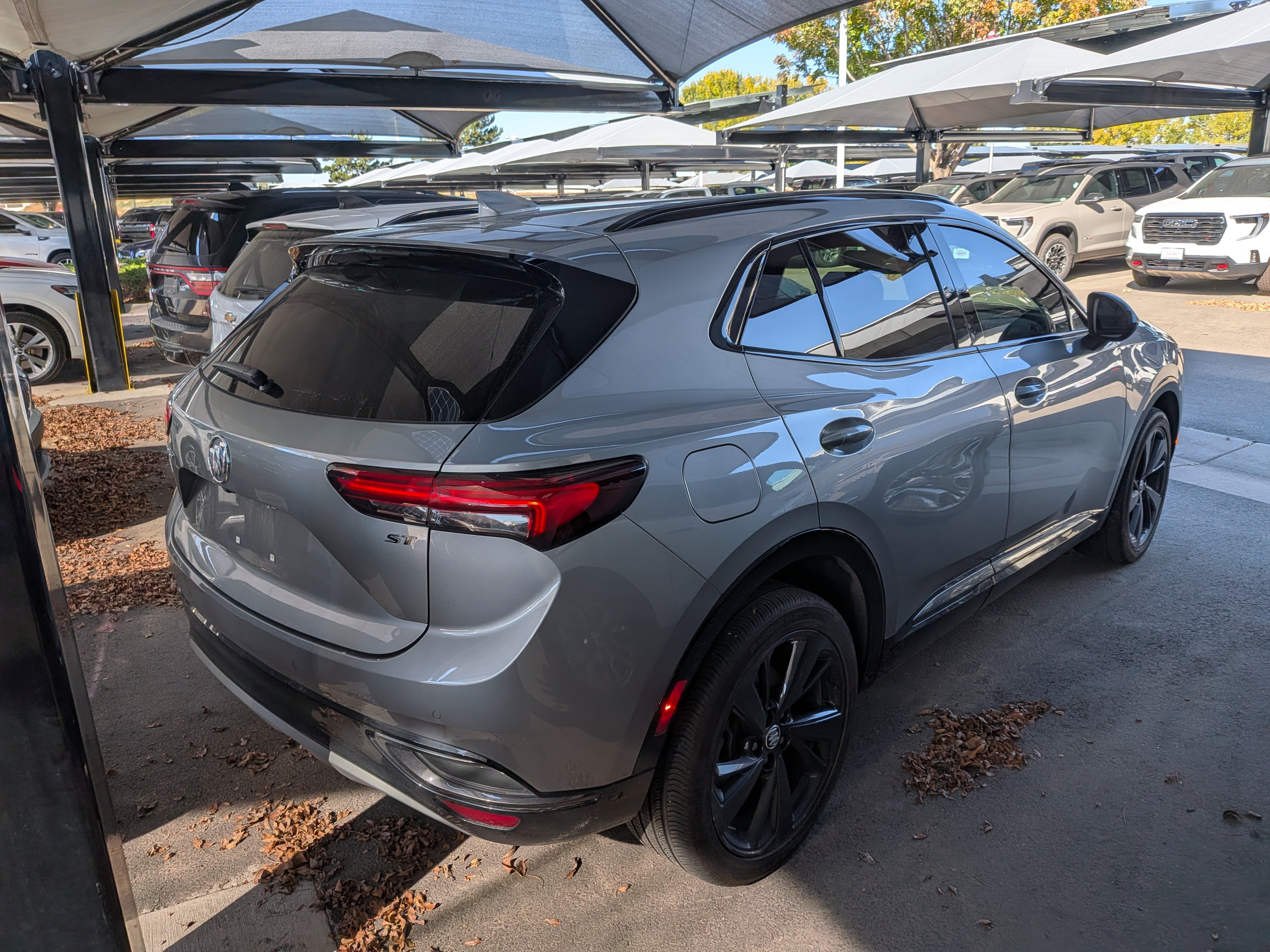 Used 2023 Buick Envision Preferred w/ Sport Touring Package AWD/4WD image 2