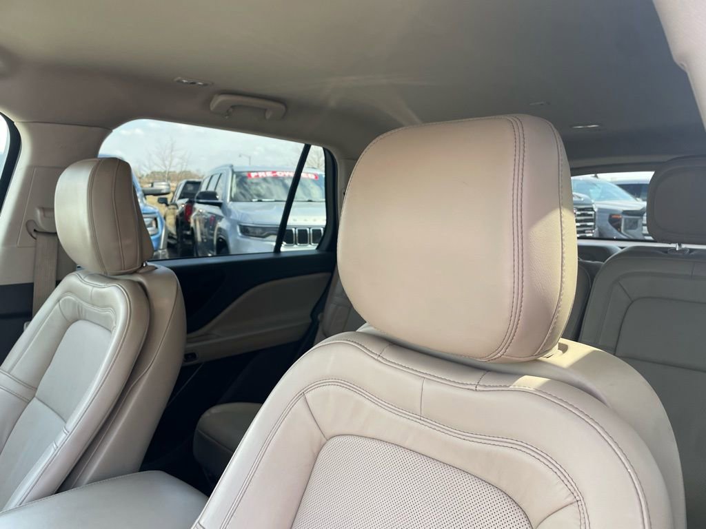 Used 2020 Lincoln Aviator Reserve image 22