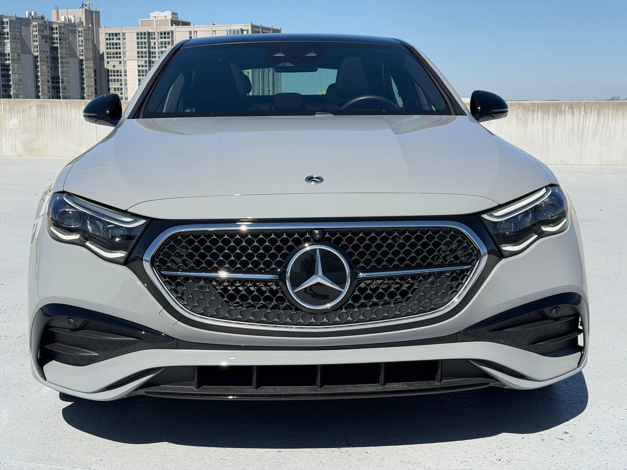 Used 2025 Mercedes-Benz E 350 4MATIC Sedan image 10