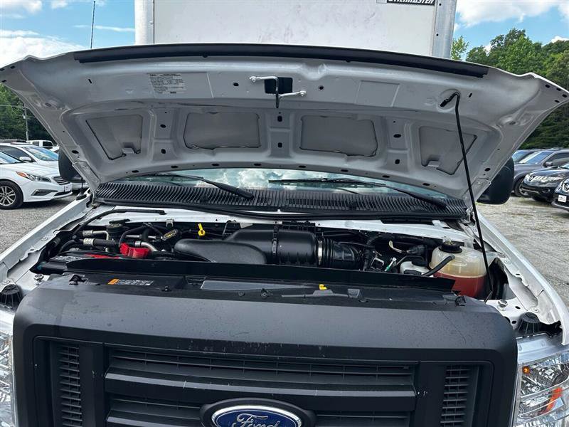 Used 2018 Ford E-350 and Econoline 350 Super Duty image 31
