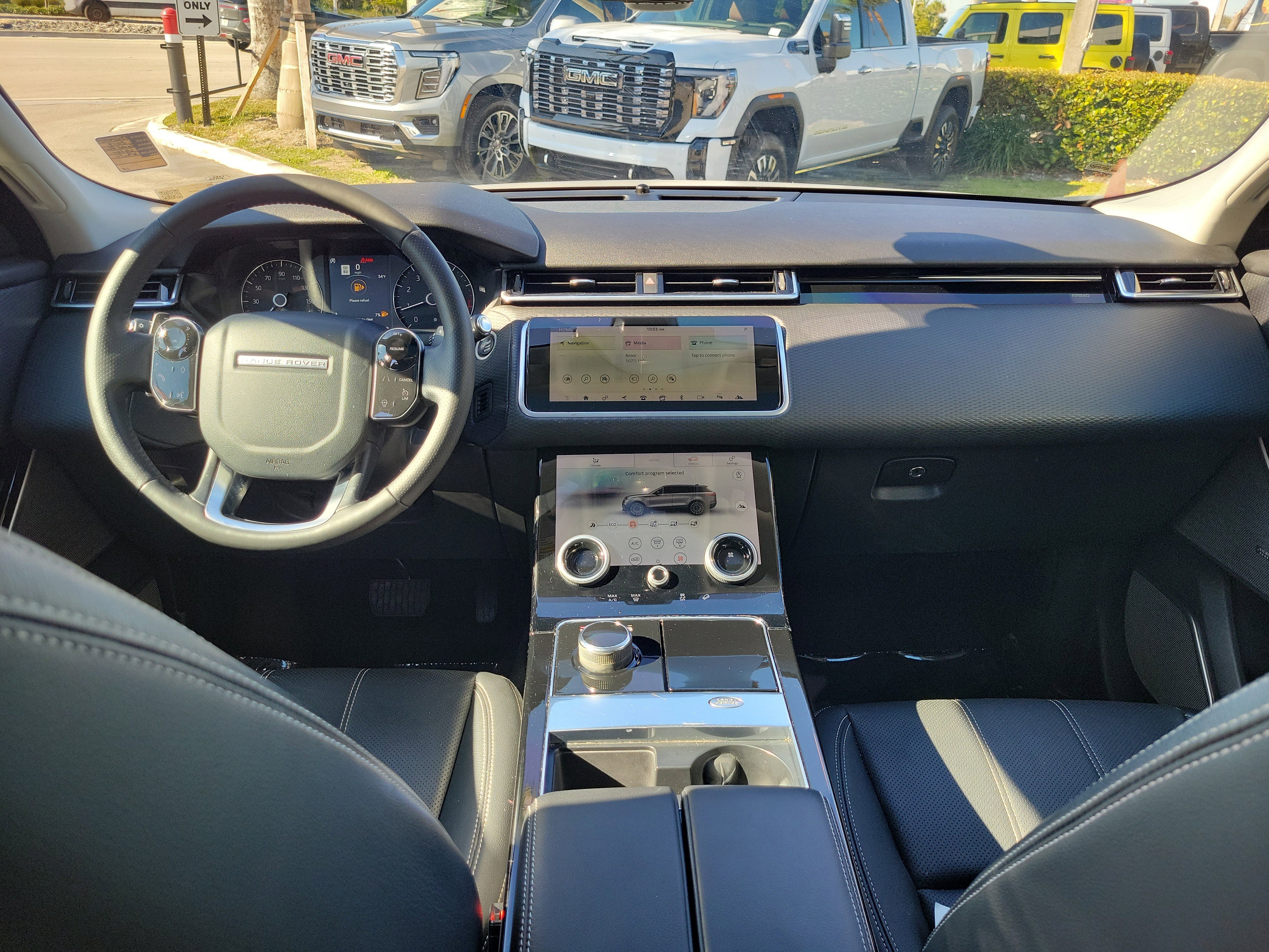 Used 2019 Land Rover Range Rover Velar S image 17
