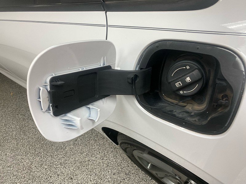 Used 2021 Kia K5 LXS image 13