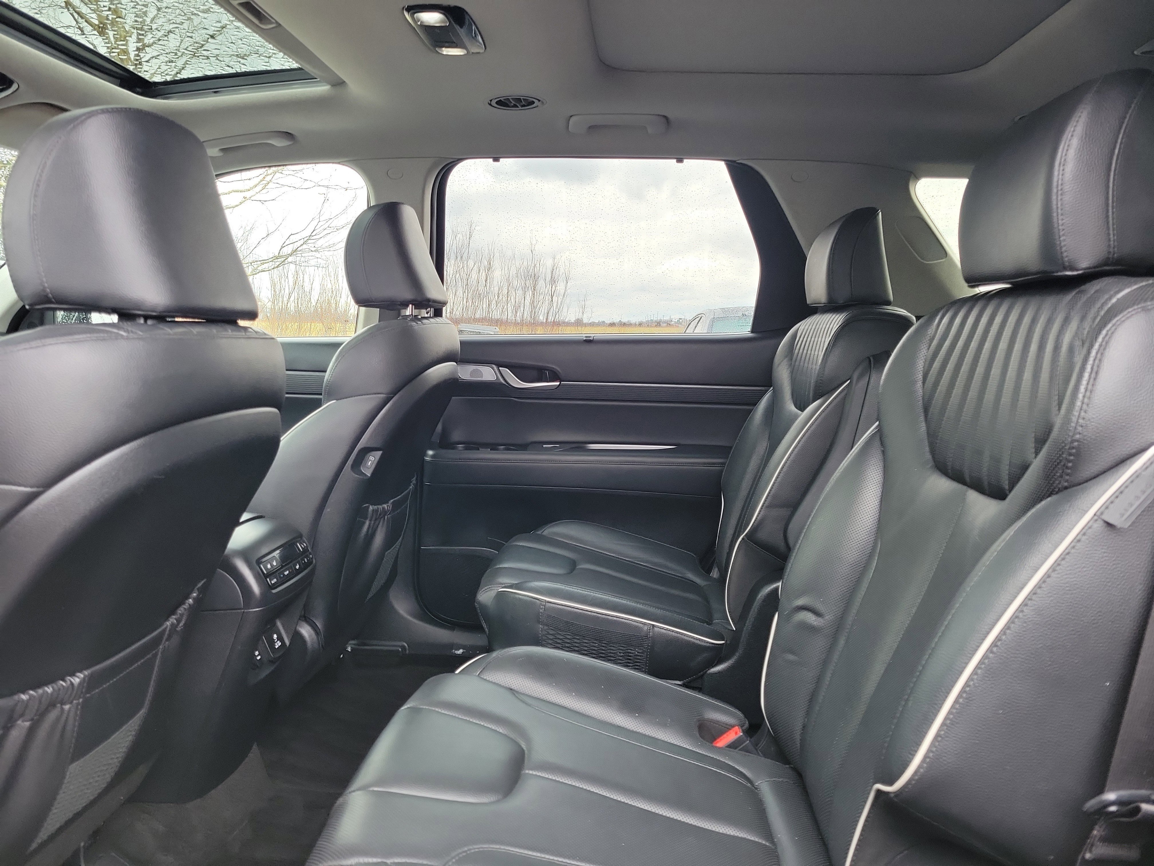 Used 2023 Hyundai Palisade Limited image 11