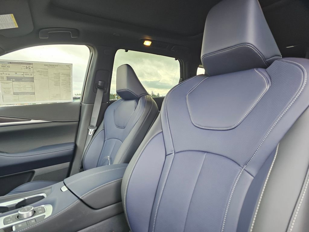 New 2026 INFINITI QX60 Sport image 23