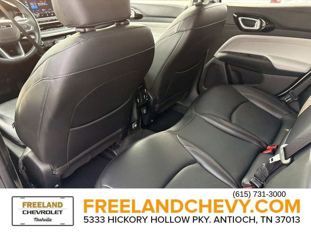 Used 2022 Jeep Compass Limited image 17