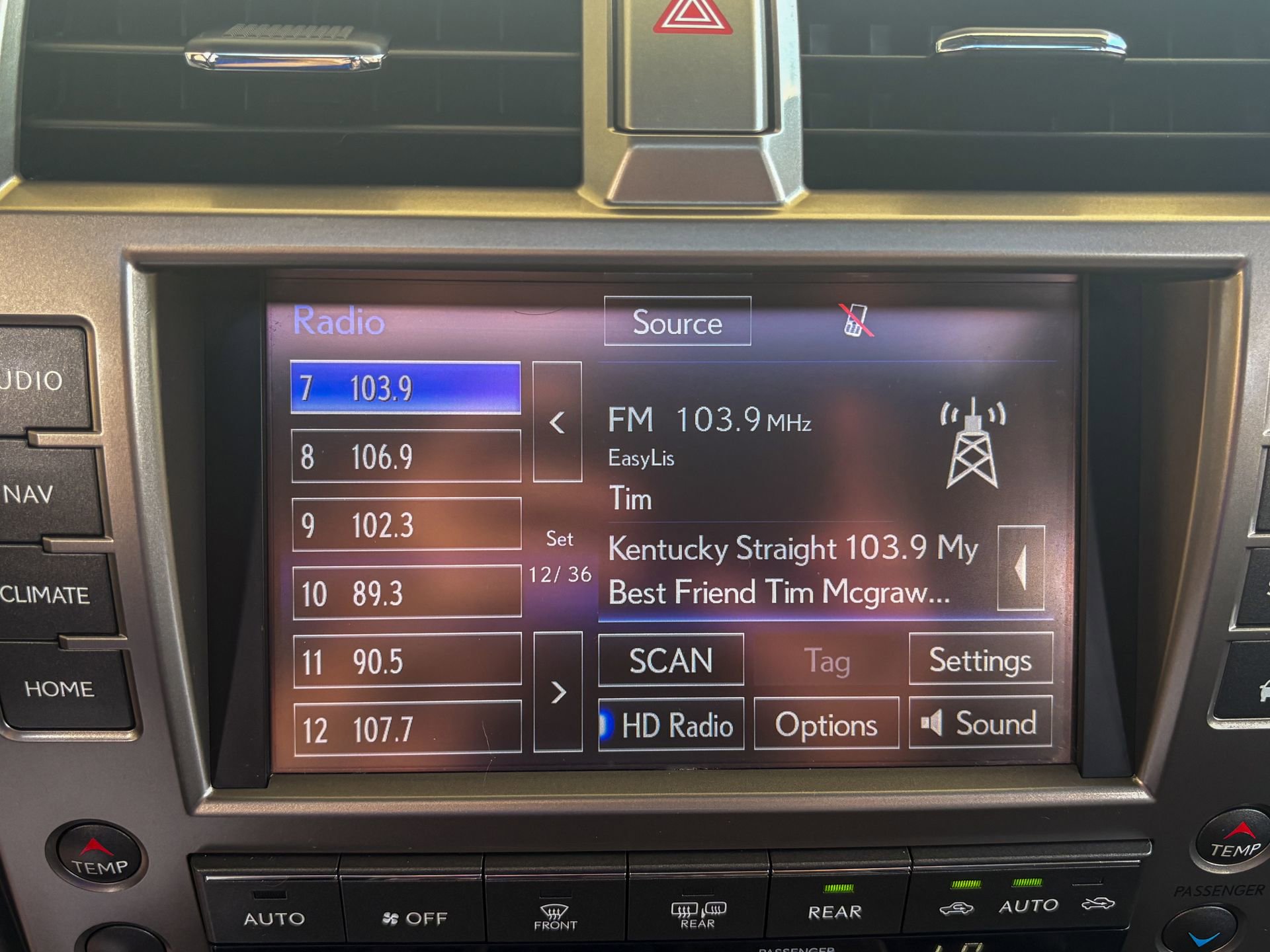 Used 2016 Lexus GX 460 w/ Premium Package AWD/4WD image 35