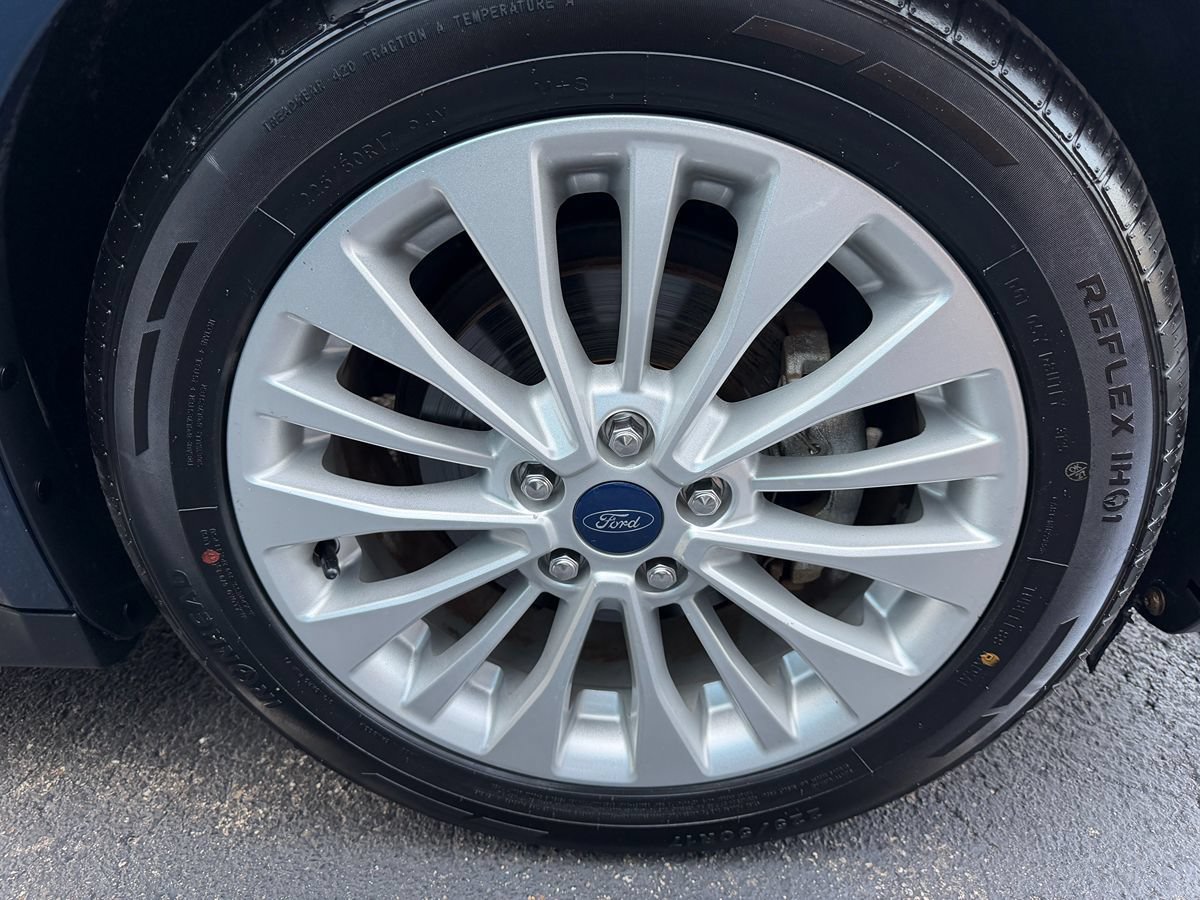 Used 2018 Ford C-MAX SE FWD image 32
