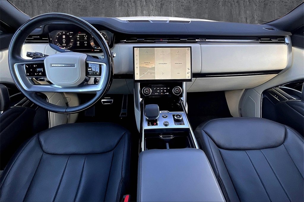 Used 2023 Land Rover Range Rover SE image 7