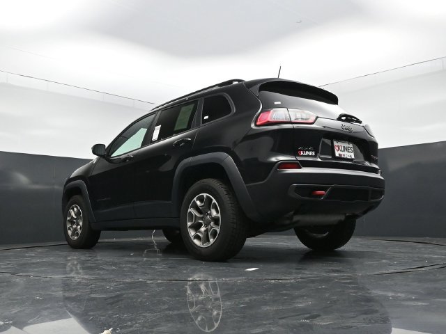 Used 2022 Jeep Cherokee Trailhawk AWD/4WD image 48