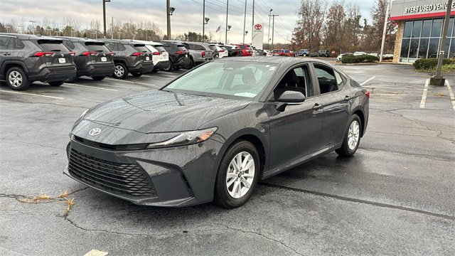 Used 2025 Toyota Camry LE image 38