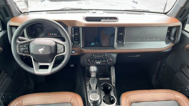 Used 2024 Ford Bronco Outer Banks AWD/4WD image 32