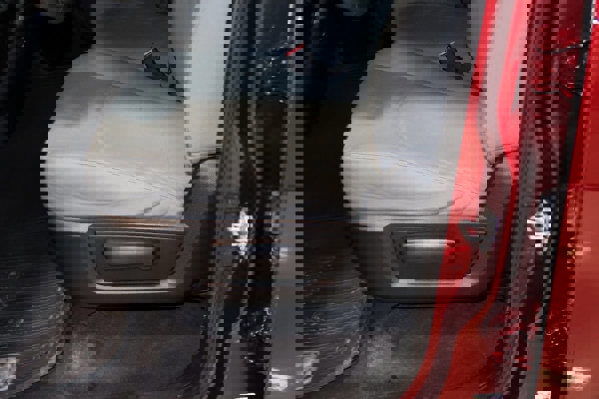 Used 2018 RAM 1500 Express image 33