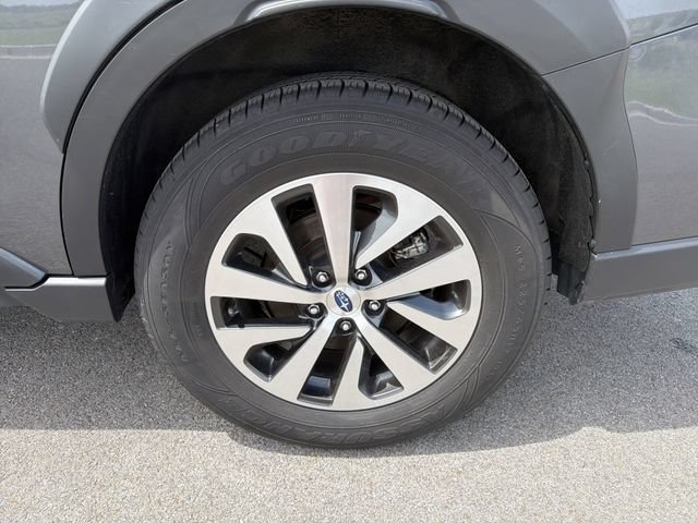Used 2024 Subaru Outback Premium AWD/4WD image 24