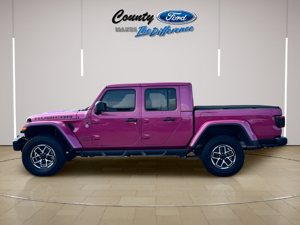 Used 2024 Jeep Gladiator Rubicon AWD/4WD image 3