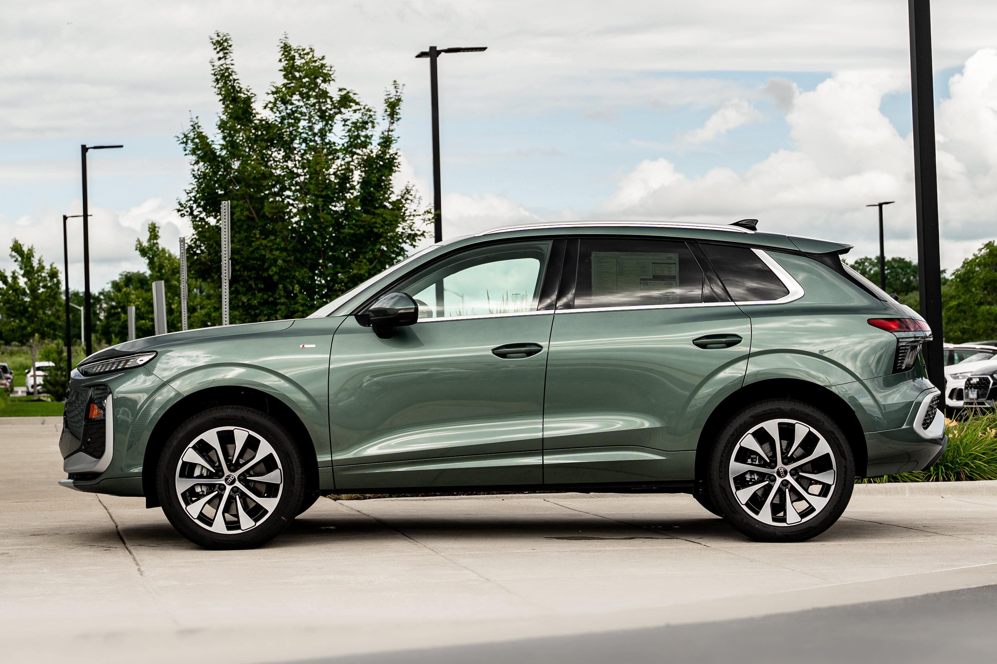 New 2026 Audi Q3 quattro 2.0T AWD/4WD image 6