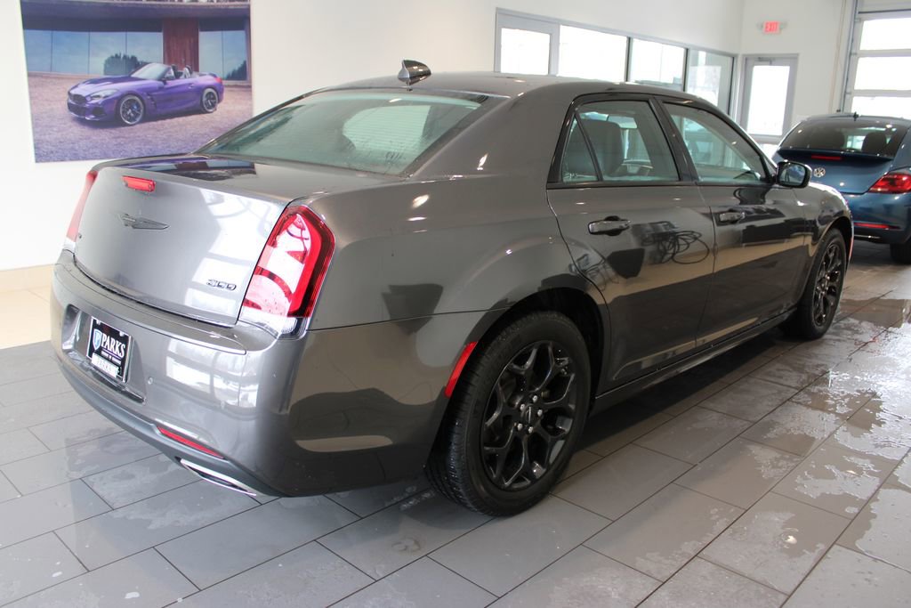 Used 2023 Chrysler 300 Touring L w/ Popular Equipment Group image 17