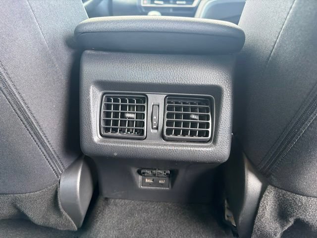 Used 2025 Toyota Camry LE w/ Convenience Package AWD/4WD image 15