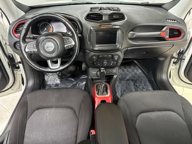 Used 2018 Jeep Renegade Trailhawk w/ Cold Weather Group II AWD/4WD image 2