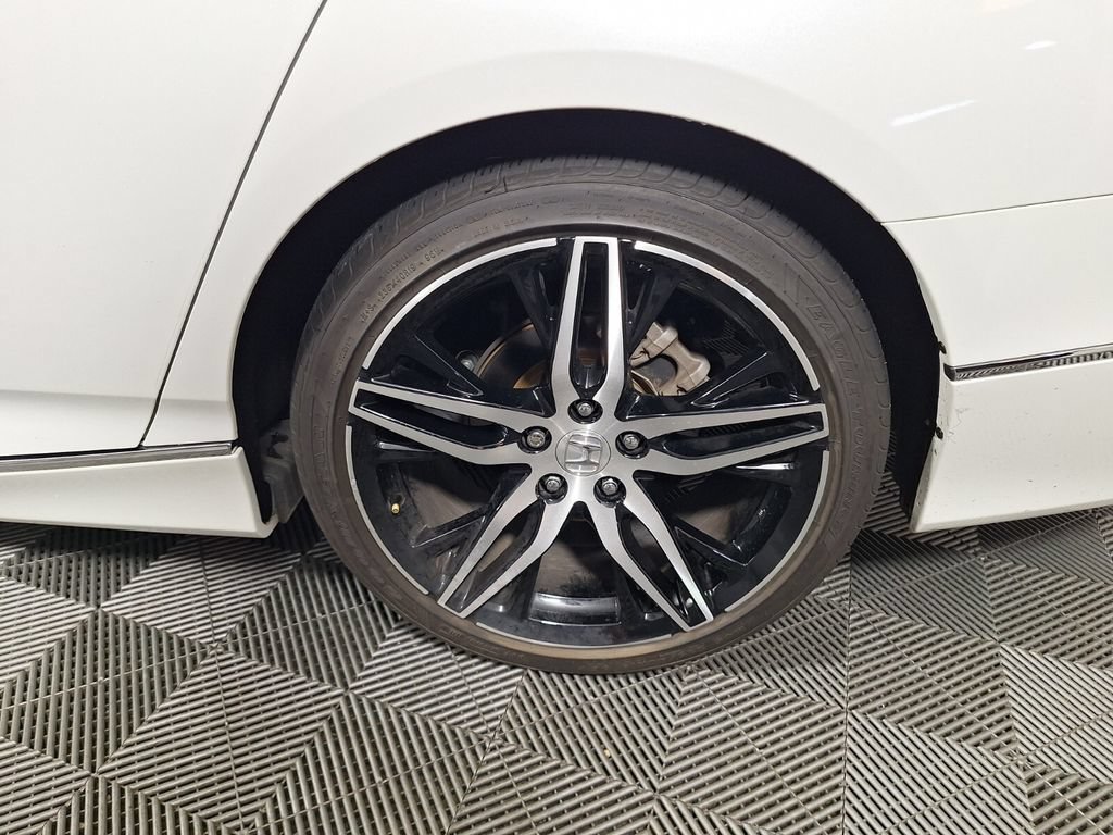 Used 2022 Honda Accord Touring image 26