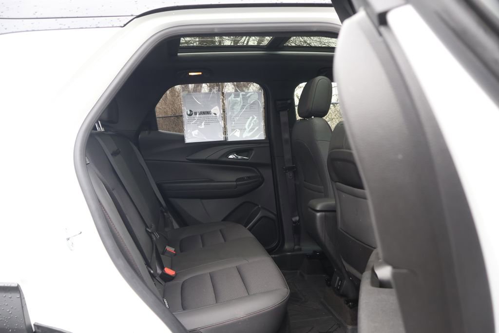 Certified 2023 Chevrolet TrailBlazer RS w/ Sun and Liftgate Package image 47