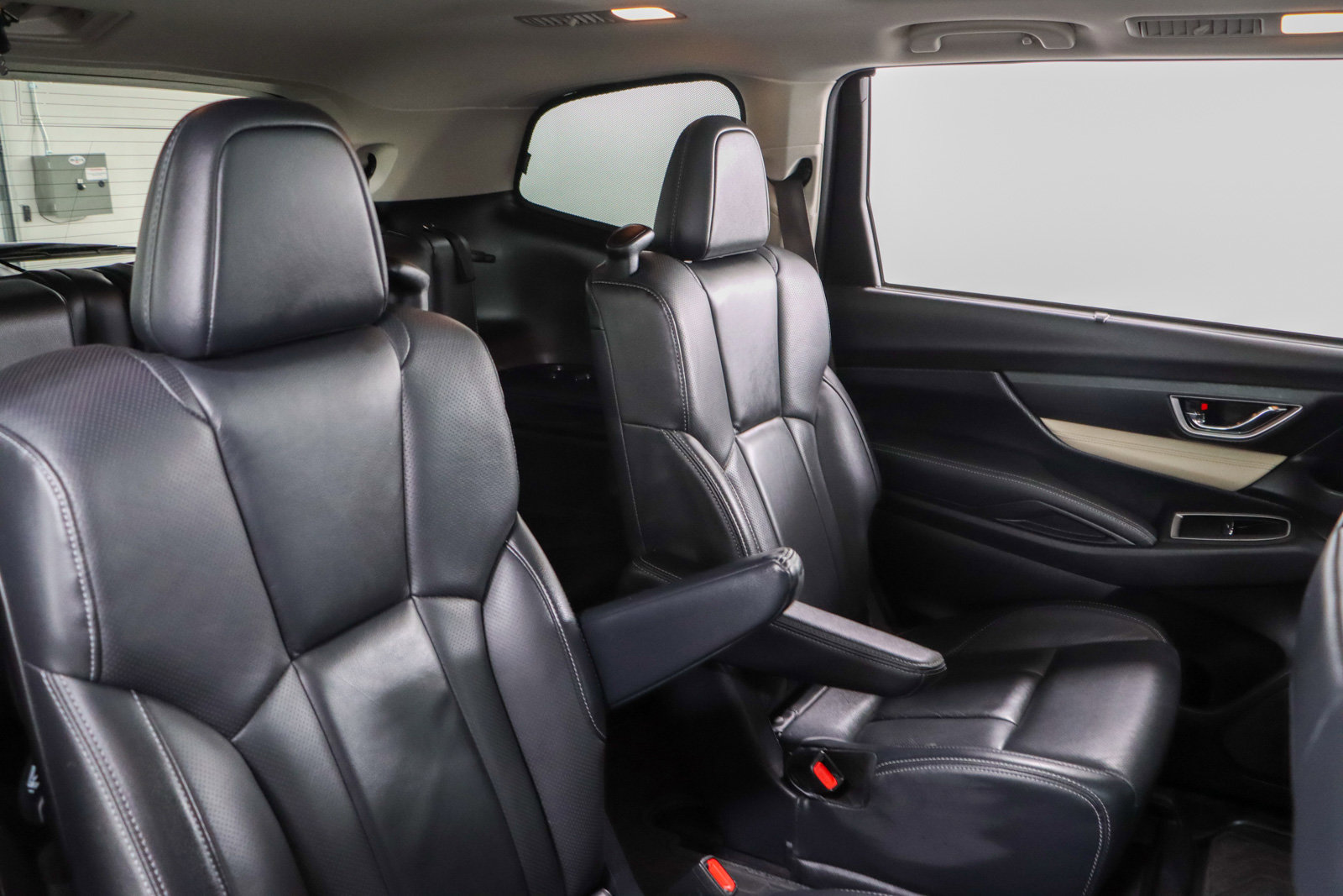 Used 2022 Subaru Ascent Limited w/ Technology Package image 33