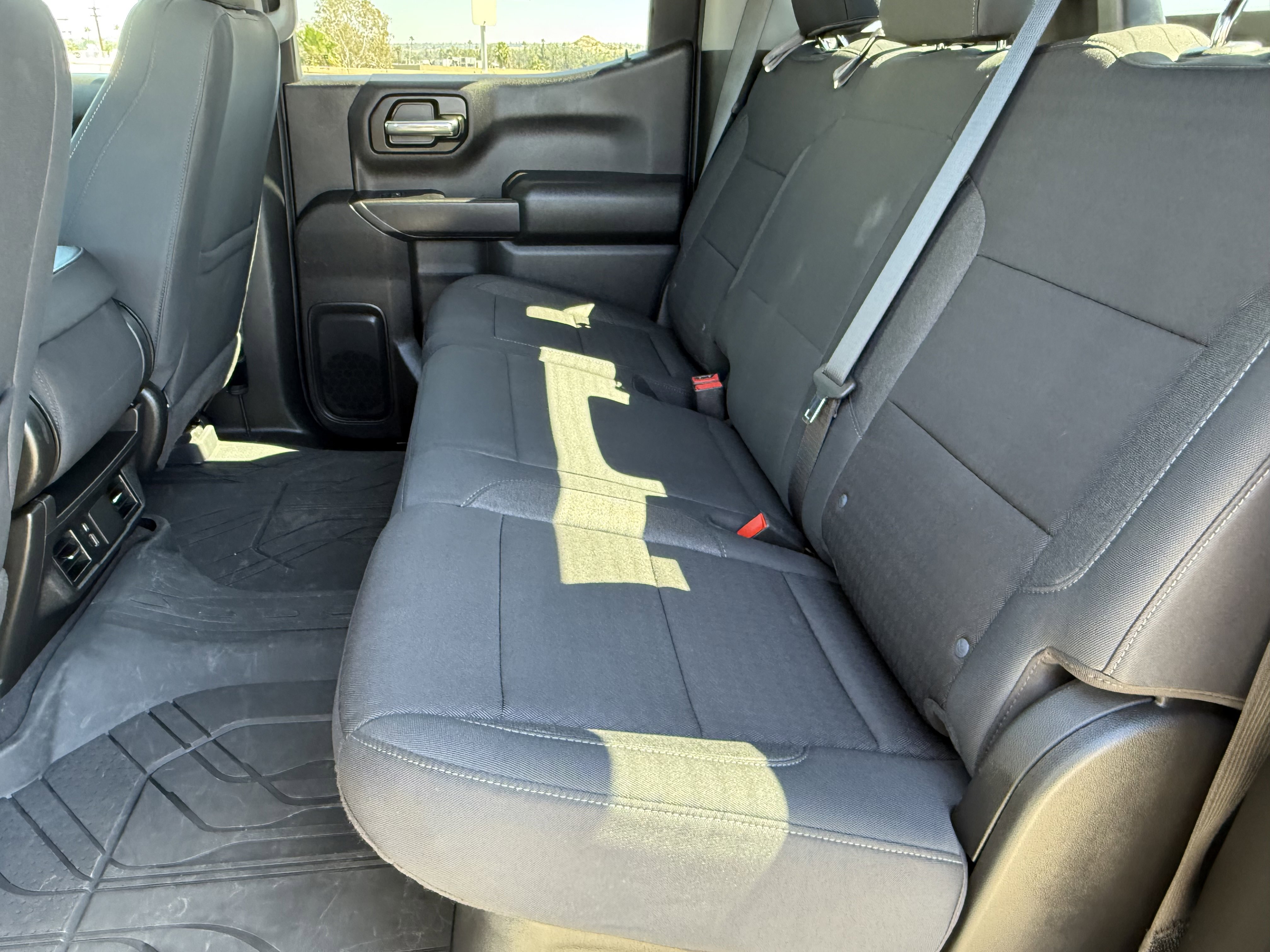 Used 2024 Chevrolet Silverado 1500 Custom image 28