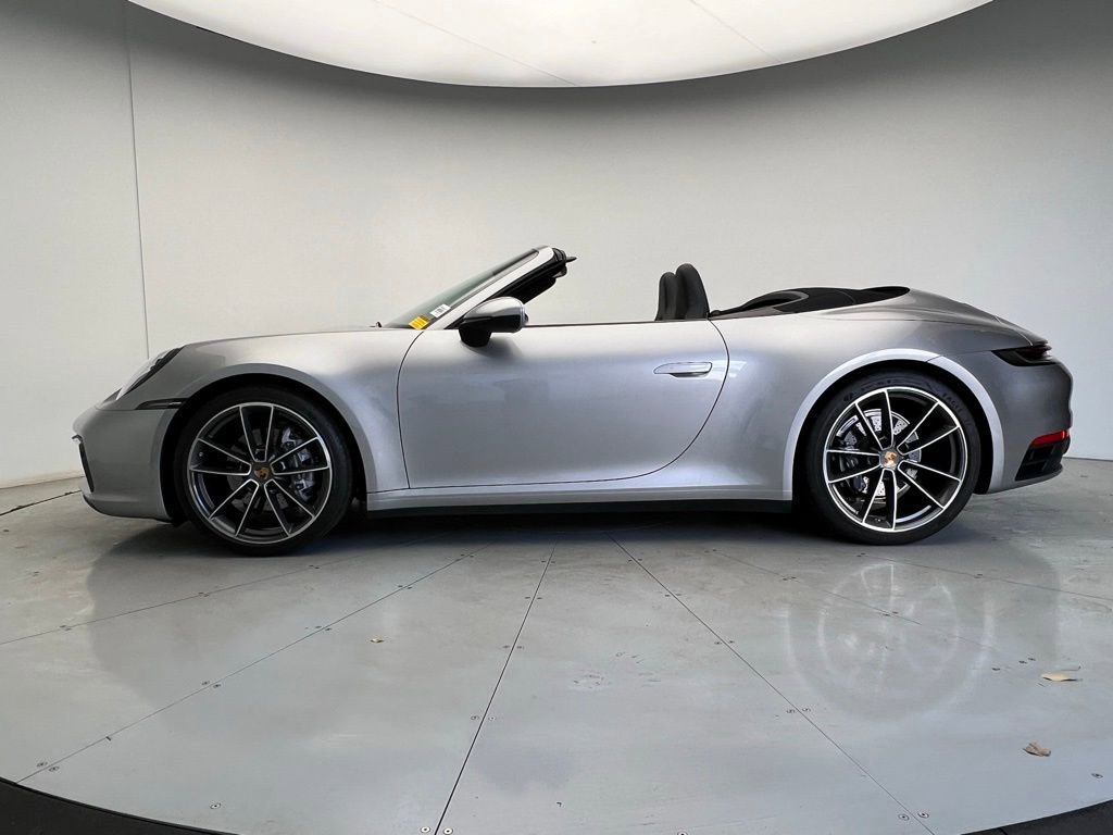 Certified 2021 Porsche 911 Carrera image 2