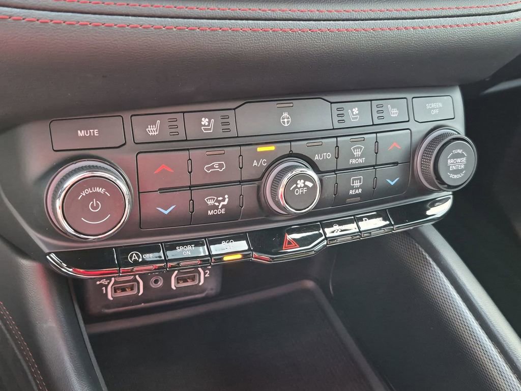 Used 2023 Dodge Durango GT RWD image 19