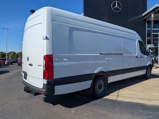 Used 2026 Mercedes-Benz Sprinter 2500 image 8